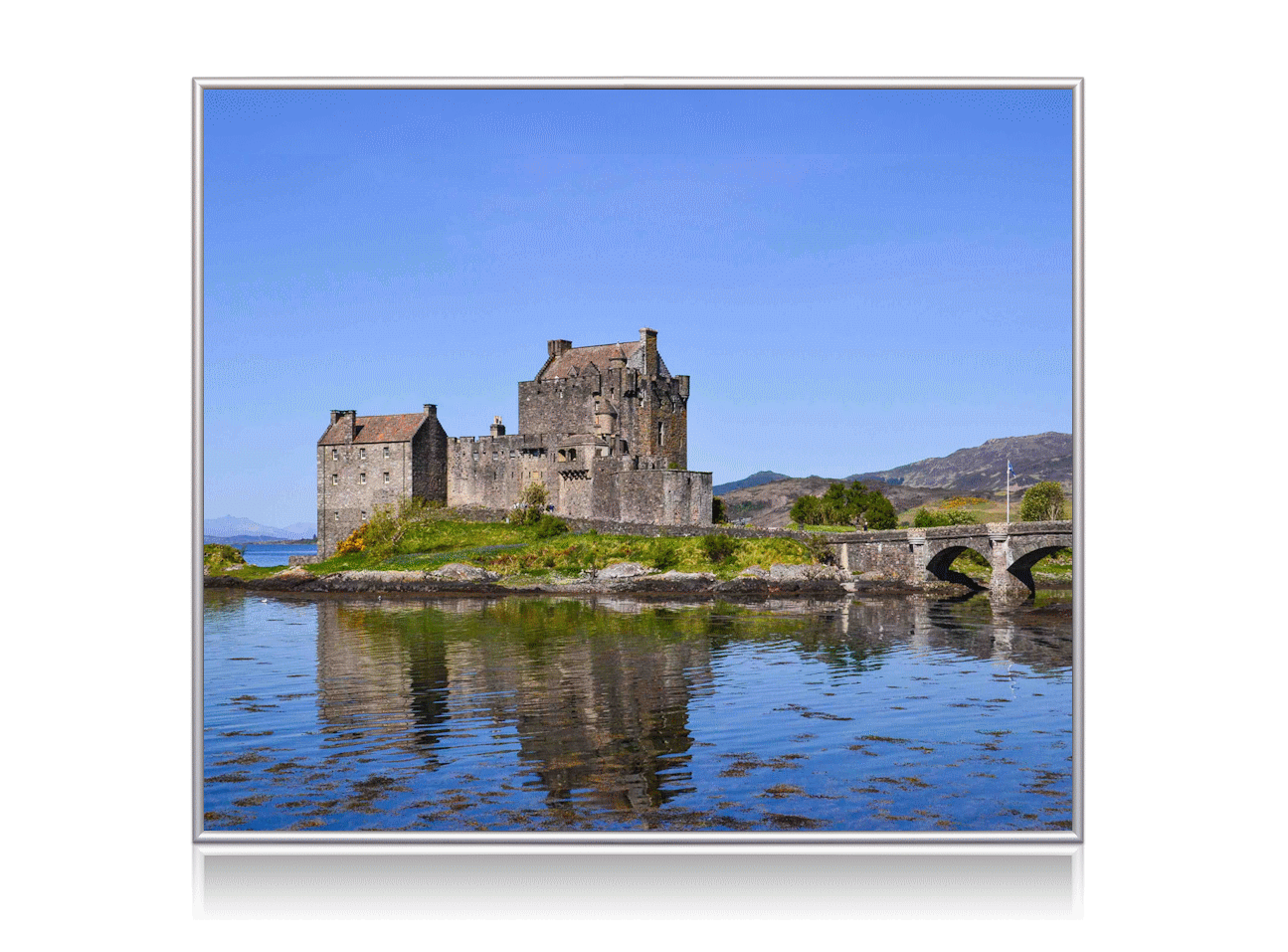 Infrarot Glasheizung mit Alurahmen inkl. Digitaldruck (Eilean Donan Castle)